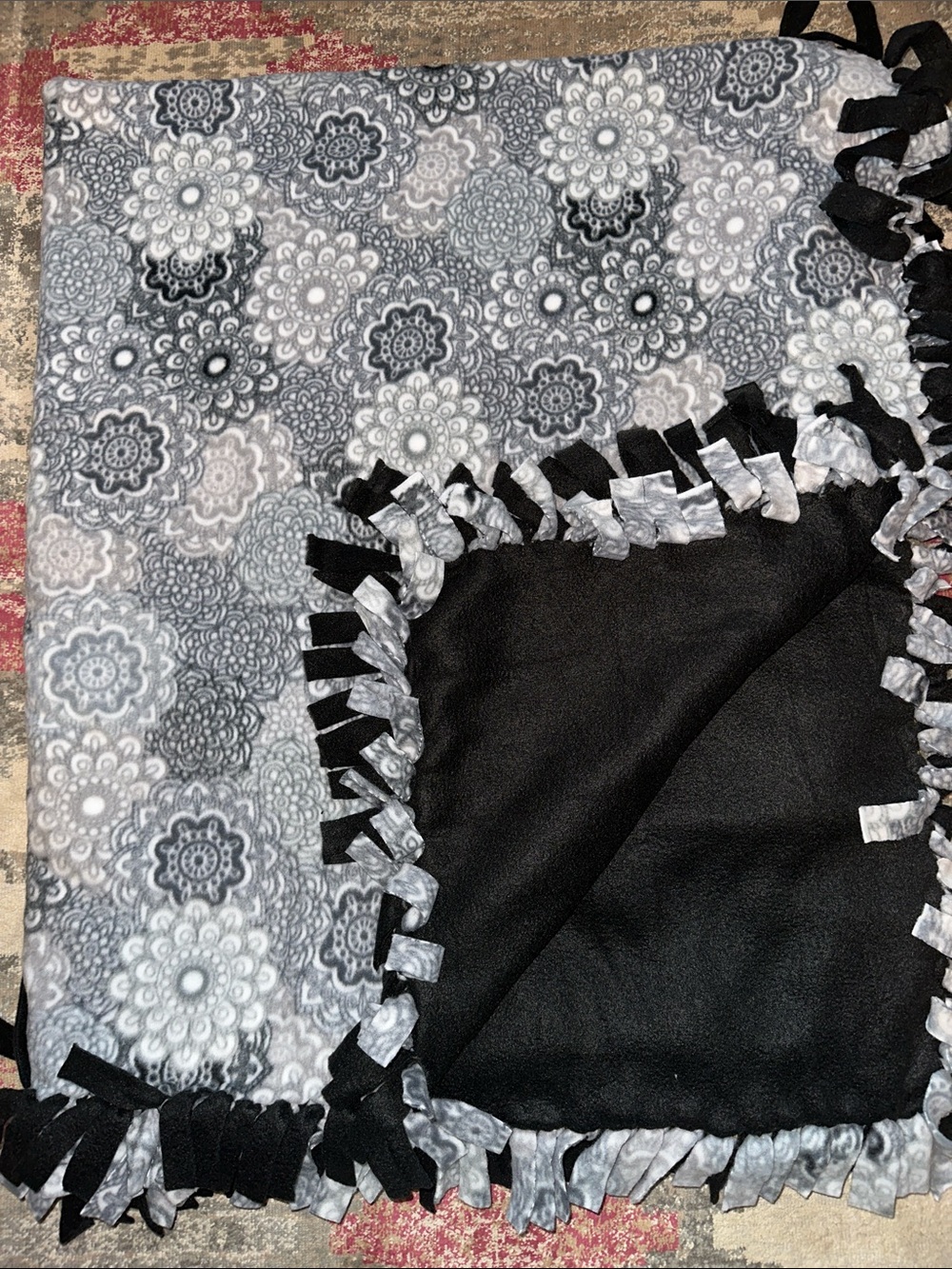 Cozy Gray Floral Mandala Tie-Edge Fleece Blanket - Black Reversible